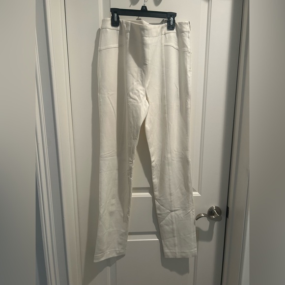Ryan Roberts Pants - Off White Straight-Leg Pants by Los Angeles Designer, Ryan Roberts Size 12